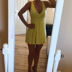 Yellow short dress